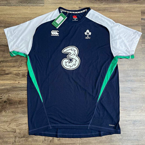 Bnwt ireland rugby - bnwt, shirt